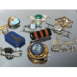 A COLLECTION OF TEN VINTAGE BROOCHES, various styles and periods, to include silver bar brooches,