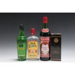 1 BOTTLE OF OLD LADY'S LONDON DRY GIN, together with 1 bottle of Verveine Velay liqueur and 1