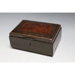 A SECESSIONIST STYLE INLAID CASKET, W 14 cm