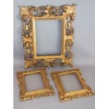 A LATE 20TH / EARLY 19TH CENTURY GILT FLORENTINE FRAME, frame W 6 cm, rebate 19 x 13 cm, together