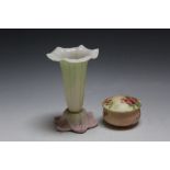 A ROYAL WORCESTER LILY VASE, together with a blush ivory trinket, H 12.5 cm (2)