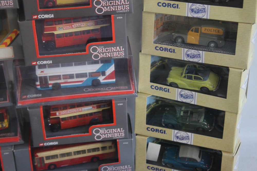 A COLLECTION OF 30 BOXED CORGI DIECAST VEHICLES to include Original Omnibus, Inspector Morse, London - Image 3 of 5