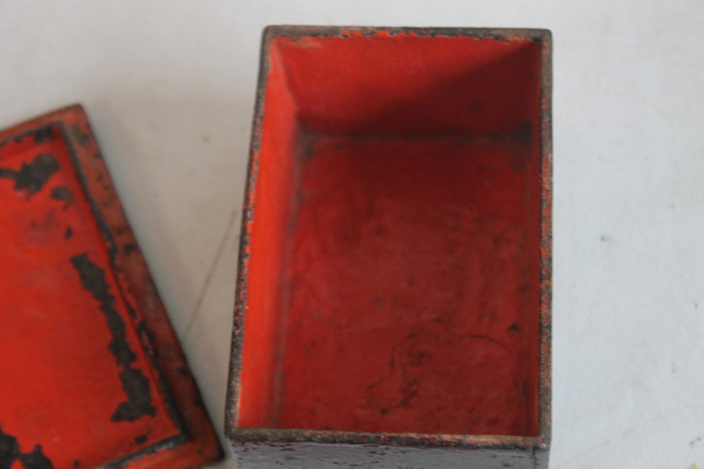 A 19TH CENTURY ANTI-SLAVERY CAST IRON TOBACCO BOX, the lift off lid depicting a chained kneeling - Image 5 of 5