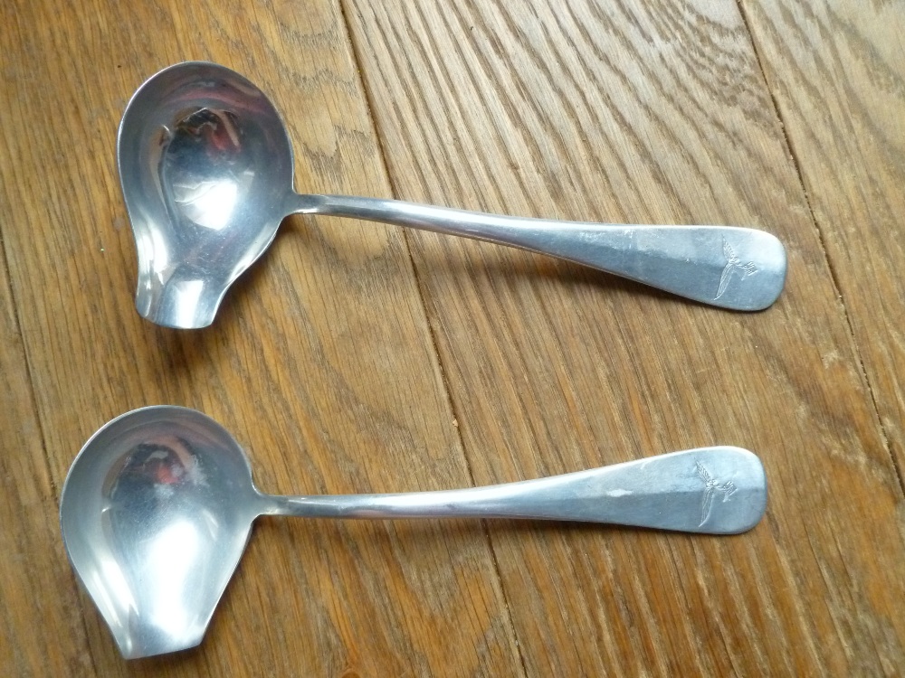 A PAIR OF LUFTWAFFE ALLOY SAUCE LADLES, each fully marked with Luftwaffe eagle, L 20 cm (2)