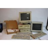 APPLE MACKINTOSH VINTAGE COMPUTER EQUIPMENT, to include Power Mackintosh 4400/160 and Performer
