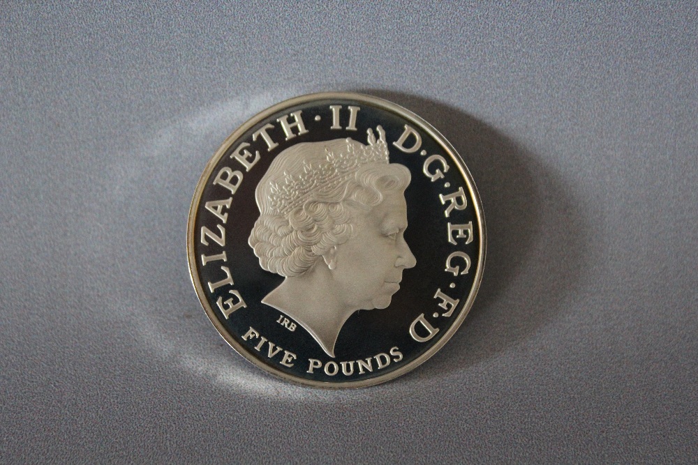 A ROYAL MINT 2008 QUEEN ELIZABETH I SILVER PROOF £5 COIN, with COA/Booklet, in original presentation