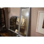 A PAINTED ARCHED OVERMANTLE MIRROR W-100 CM AND A RECTANGULAR MIRROR (2)
