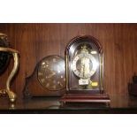 A MODERN REPRODUCTION MAHOGANY SKELETON MANTEL CLOCK together with a vintage oak example (2)