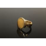 A GENTS HALLMARKED 9 CARAT GOLD SIGNET RING size - O weight - 7.7g approx