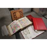 A QUANTITY OF VINTAGE STAMP ALBUMS AND CONTENTS (7)