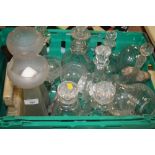 A TRAY OF ASSORTED GLASSWARE TO INCLUDE DECANTERS (NOT INCLUDING TRAY)