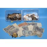 A QUANTITY OF COINS TO INCLUDE SHILLINGS TOGETHER WITH A SMALL COLLECTION OF BANKNOTES AND 'THE