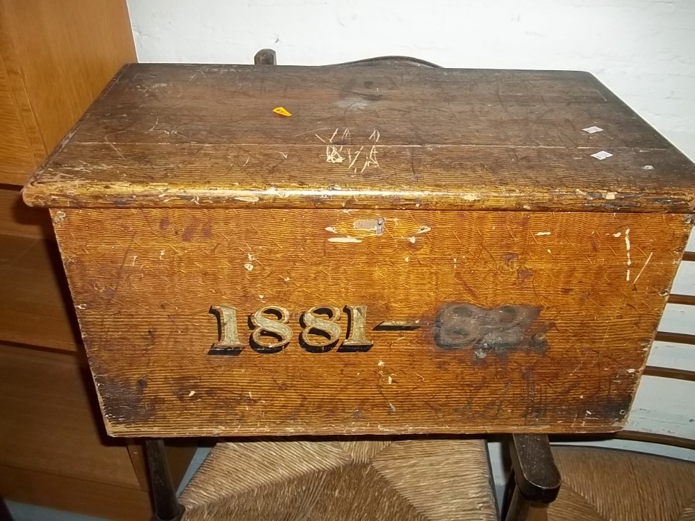 A SELECTION OF SEVEN ITEMS TO INCLUDE A DEORGIAN TILT TOP PEDESTAL TABLE, THREE CHAIRS, A PINE STOR - Image 6 of 9