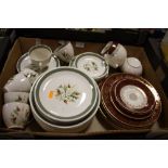 A TRAY OF ASSORTED J&G MEAKIN CHINA