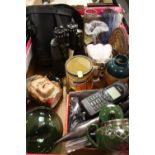 A TRAY OF ASSORTED CERAMICS, GLASSWARE AND COLLECTABLES TO INCLUDE A ROYAL DOULTON VASE, SUGAR