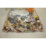 A LARGE BAG OF COLLECTABLE TETLEY TEA FIGURES ETC