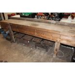 A LARGE WORKBENCH L-273 CM H-83 CM W-59 CM APPROX