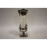 A HALLMARKED SILVER ART NOUVEAU STYLE FOOTED VASE HEIGHT - 24CM WEIGHT - 405G APPROX