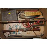 A BOX OF COLLECTABLES TO INCLUDE A COPPER HUNTING HORN, GOULDING & CO PART WOODWIND INSTRUMENT,
