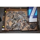 A TRAY OF ASSORTED FIGURES TO INCLUDE BOXED TUMASEK ZODIAC FIGURES ETC