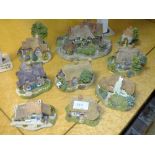 A COLLECTION OF LILLIPUT LANE COTTAGE FIGURES (9)