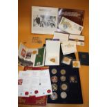 A QUANTITY OF MODERN COMMEMORATIVE COINAGE TO INCLUDE 5 POUND COINS, GOLD PLATED EXAMPLES ETC