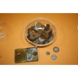 A TUB OF ASSORTED COINAGE TO INCLUDE A VICTORIAN SIXPENCE AFRICAN TWO SHILLINGS ETC.