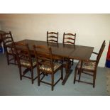 AN ERCOL DRAW LEAF TABLE AND SIX ERCOL CHAIRS TO INCLUDE TWO CARVERS IN DARK OAK, LENGTH 137 CM, 211