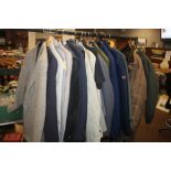 A RAIL OF GENTS SUITS, COATS, JACKETS ETC TO INCLUDE A BRAND NEW WITH LABELS SHERWOOD FOREST JACKET