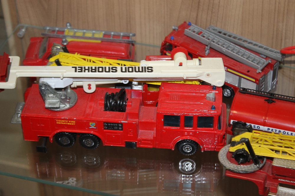 A COLLECTION OF VARIOUS DIECAST EMERGENCY VEHICLES, BY MATCHBOX, DINKY AND CORGI, to include - Image 2 of 3