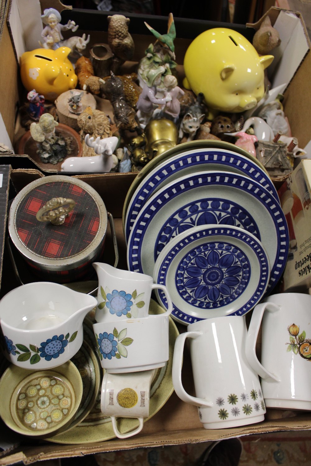 TWO TRAYS OF ASSORTED CHINA AND CERAMICS TO INCLUDE A QUANTITY OF FIGURES, MIDWINTER BLUE DAHLIA