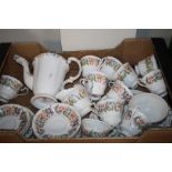 A TRAY OF PARAGON '"COUNTRY LANE'" TEA & DINNERWARE