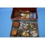 A METAL CASH BOX AND CONTENTS