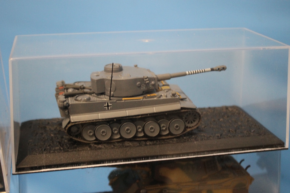 TEN DIE CAST GERMAN WWII TANKS TO INCLUDE JAG D PANTHER, PZ.KPFW VI TIGER, PANZER-JAGER, TIGER II - Image 7 of 7