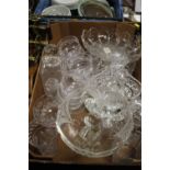 A TRAY OF GLASSWARE