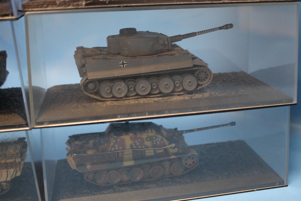 TEN DIE CAST GERMAN WWII TANKS TO INCLUDE JAG D PANTHER, PZ.KPFW VI TIGER, PANZER-JAGER, TIGER II - Image 2 of 7