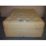 A SLUMBERLAND GOLD SEAL DOUBLE DIVAN BED