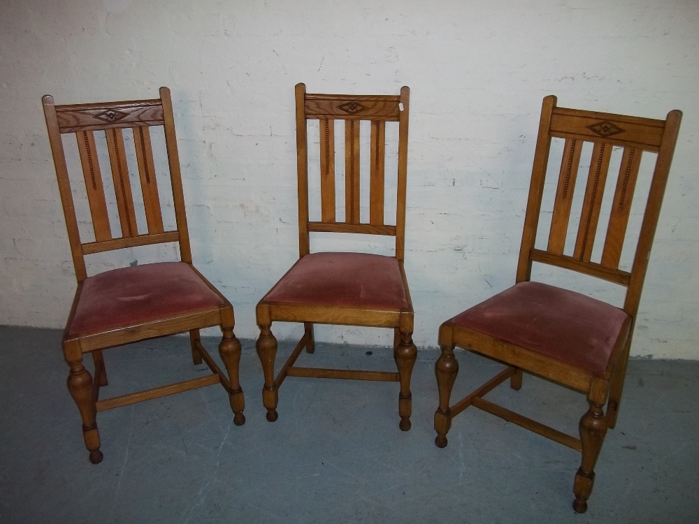 AN OAK DRAWER LEAF TABLE AND THREE CHAIRS - Image 3 of 3