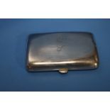 AN ANTIQUE HALLMARKED SILVER CIGARETTE CASE