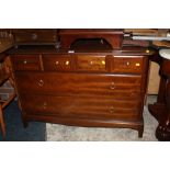 A STAG MINSTREL SIX DRAWER CHEST H-72 CM W-106 CM