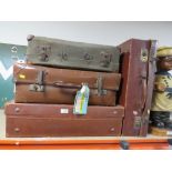 A COLLECTION OF VINTAGE LEATHER AND OTHER SUITCASES (4)