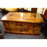 A MODERN LAURA ASHLEY STYLE COFFEE TABLE WITH LIFT-UP LID AND DRAWERS H-40 CM W-90 CM