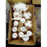 A ROYAL ALBERT OLD COUNTRY ROSES CHINA SIX PERSON TEA SET