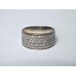 A HALLMARKED 9CT WHITE GOLD & DIAMOND SET RING