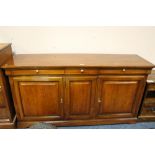 A MODERN CHERRY WOOD LONG SIDEBOARD, W 178 CM