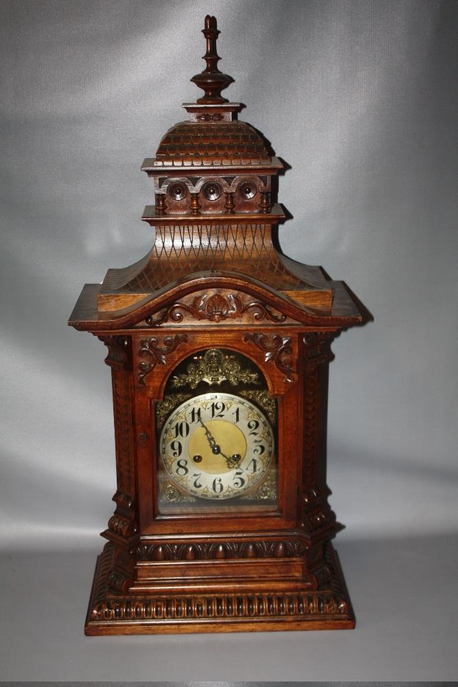 A LARGE AND IMPRESSIVE LATE 19/EARLY 20TH CENTURY WALNUT MANTEL CLOCK BY GUSTAV BECKER, the well