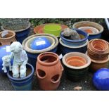 A QUANTITY OF ASSORTED PLANT POTS TO INCLUDE GLAZED EXAMPLES