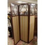 AN EDWARDIAN MAHOGANY GLAZED THREE FOLD SCREEN, W 135 CM