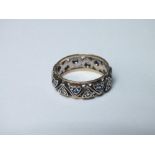 9CT GOLD & SILVER ETERNITY RING SET WITH BLUE & WHITE STONES