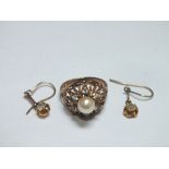 A HALLMARKED 9CT GOLD CULTURED PEARL AND GEM SET DRESS RING, ring size O 1/2, approx 4.4 g
